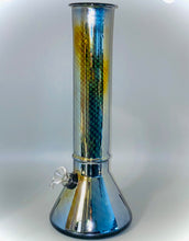 Load image into Gallery viewer, 12&quot; UFO Water Pipe - Metalized Glass, Changes Color with light. Hard To Tip Over!
